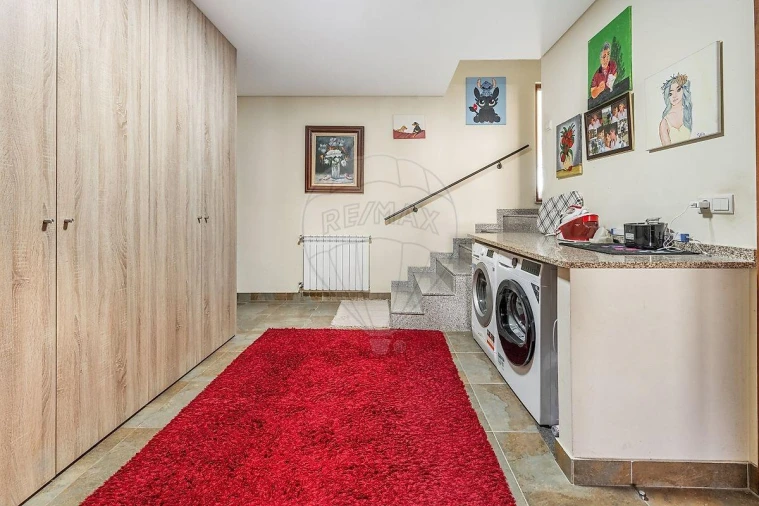 Moradia T4 para Venda em Lage Foto 31