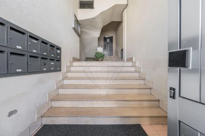 Apartamento T4 para Venda em Povoa de Lanhoso (N. Senhora do Amparo)