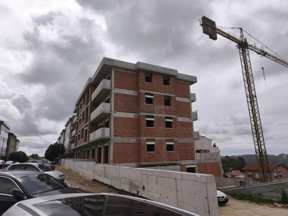 Apartamento T3 para Venda em O. Azeméis, Riba-Ul, Ul, Macinhata Seixa, Madail Foto 6