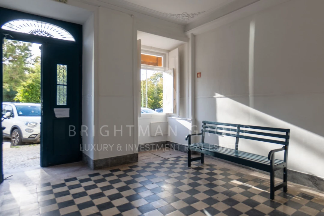 Apartamento T6 para Venda em Arroios Foto 10