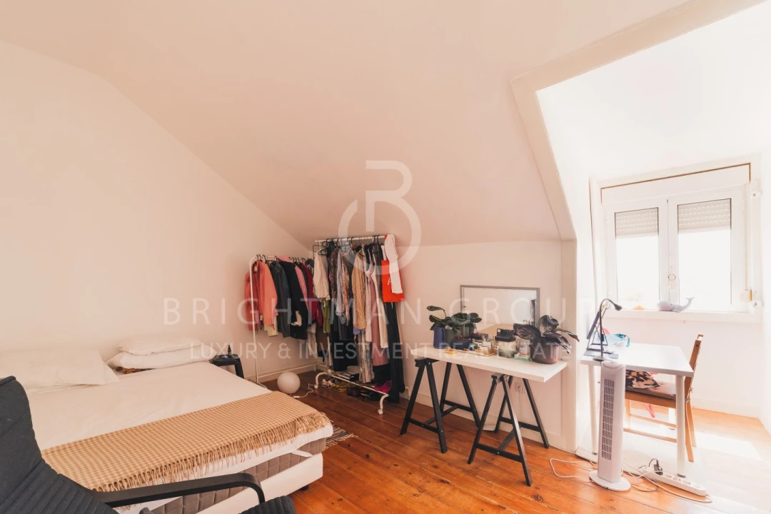 Apartamento T6 para Venda em Arroios Foto 9