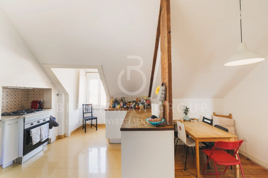 Apartamento T6 para Venda em Arroios Foto 16