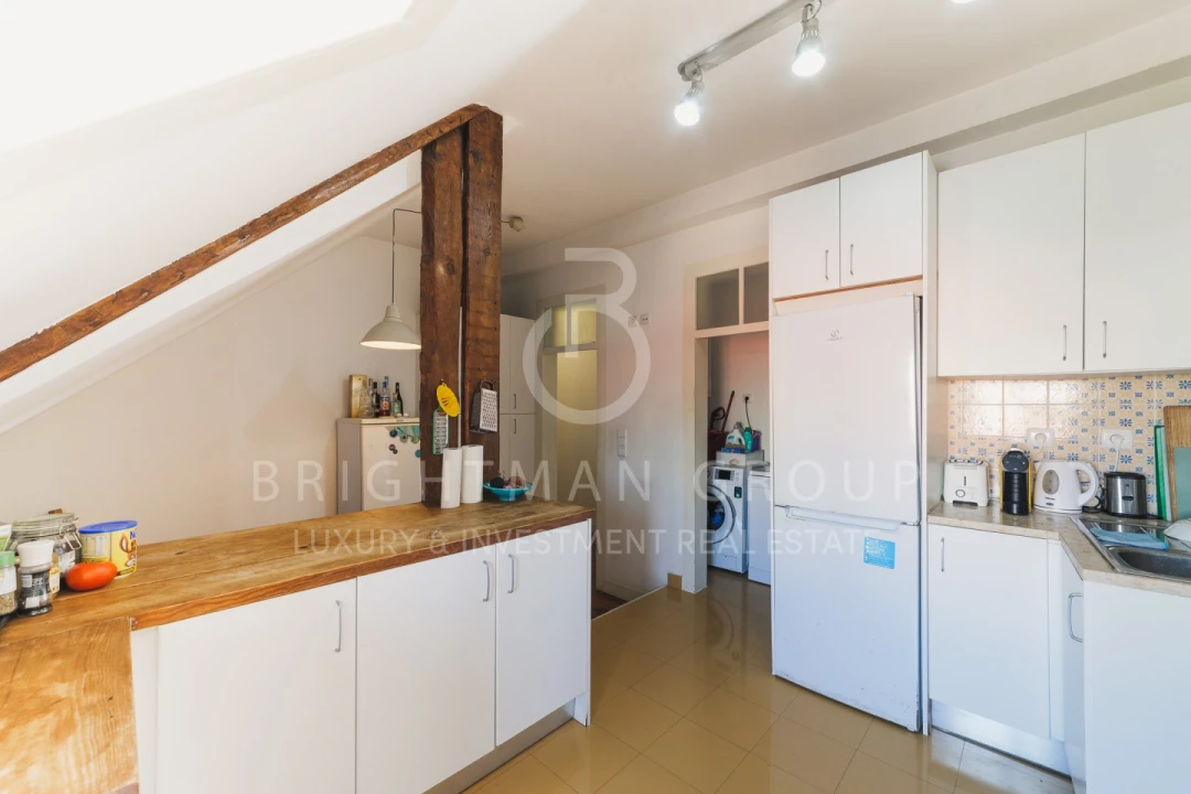 Apartamento T6 para Venda em Arroios Foto 17