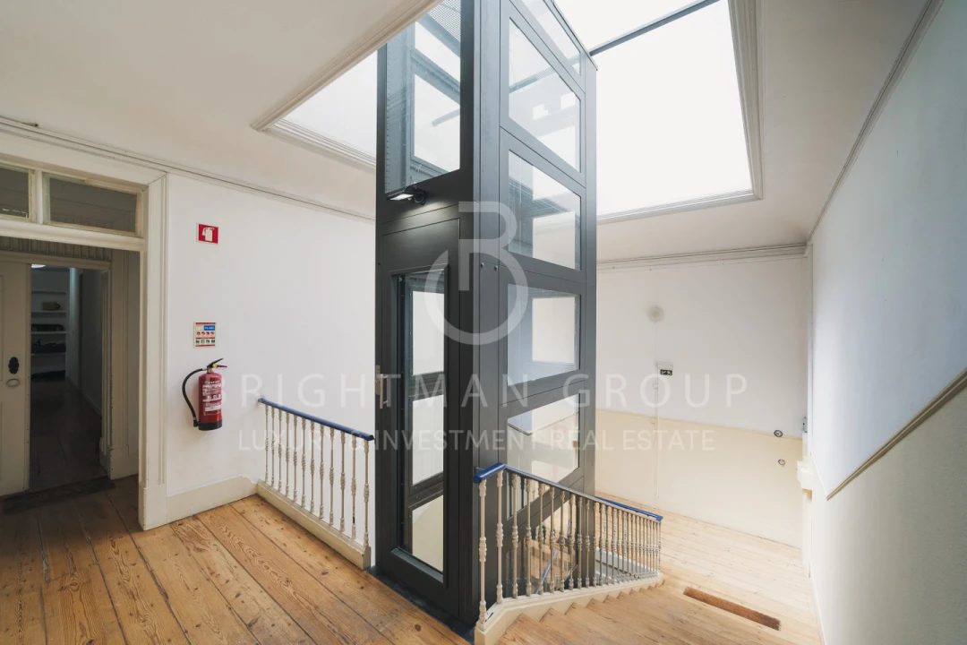 Apartamento T6 para Venda em Arroios Foto 28