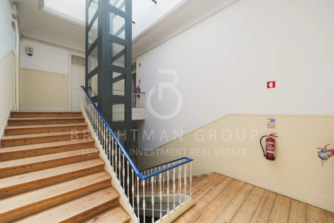 Apartamento T6 para Venda em Arroios Foto 29