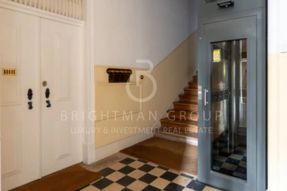Apartamento T6 para Venda em Arroios