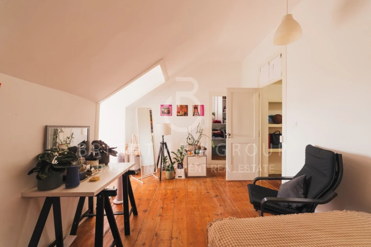 Apartamento T6 para Venda em Arroios Foto 10