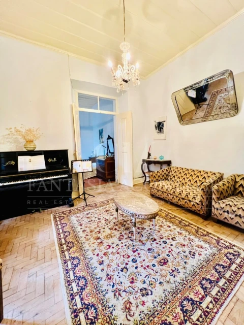 Moradia T8 para Venda em Crato e Mártires, Flor da Rosa e Vale do Peso