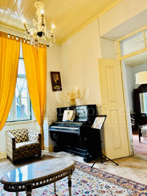 Moradia T8 para Venda em Crato e Mártires, Flor da Rosa e Vale do Peso