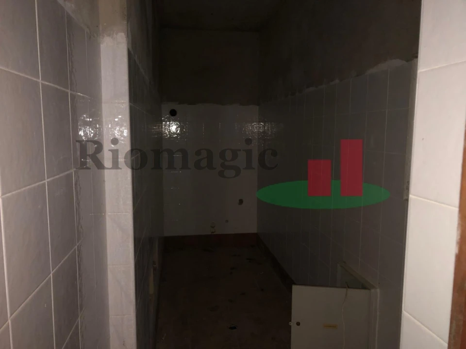 Moradia T7 para Venda em Vila Verde dos Francos Foto 30