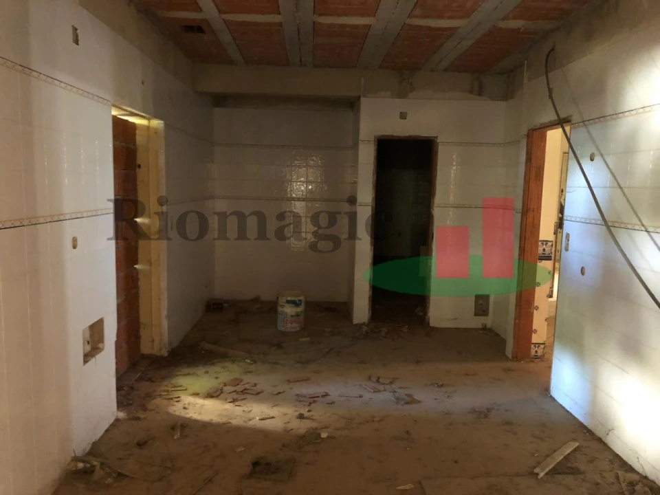 Moradia T7 para Venda em Vila Verde dos Francos Foto 48