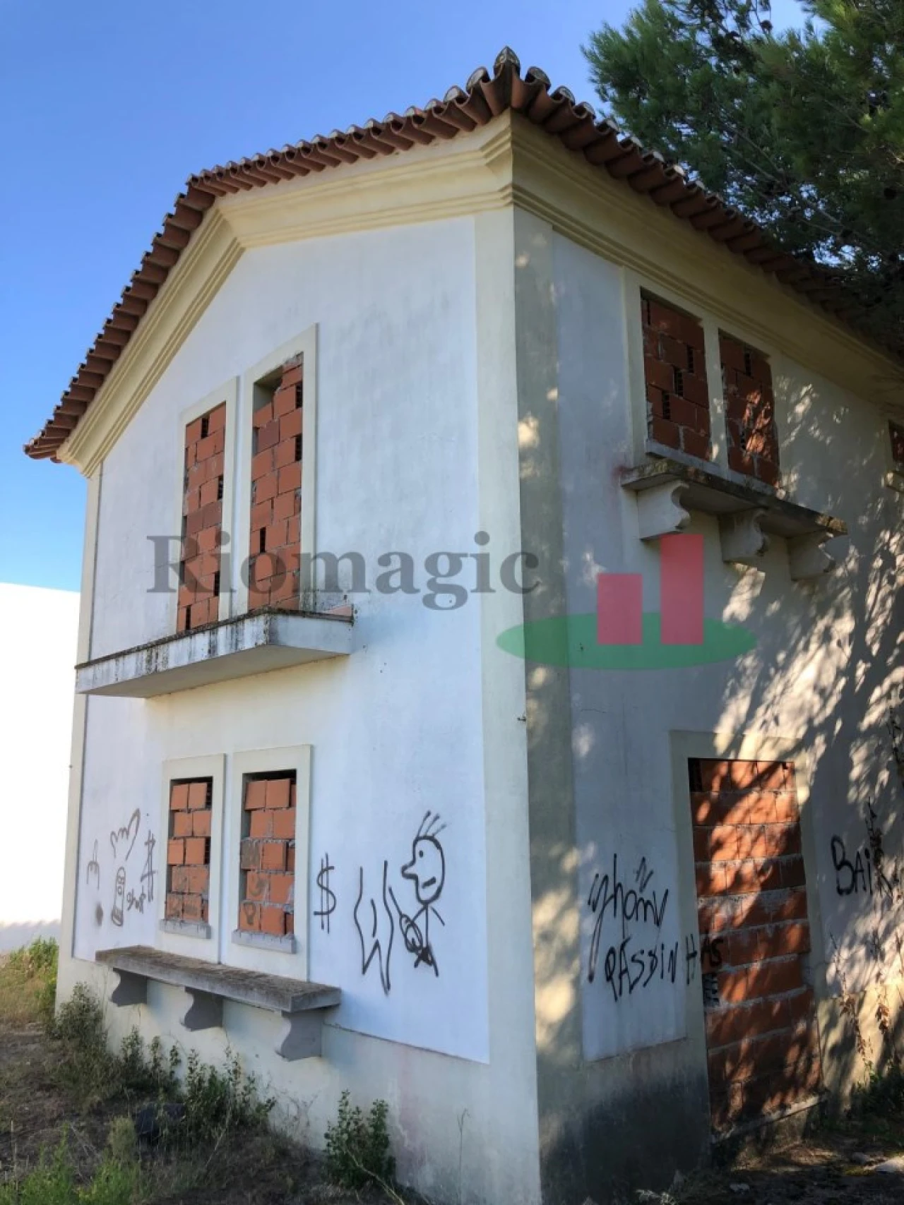 Moradia T7 para Venda em Vila Verde dos Francos Foto 50