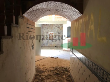 Moradia T7 para Venda em Vila Verde dos Francos