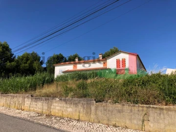 Moradia T7 para Venda em Vila Verde dos Francos