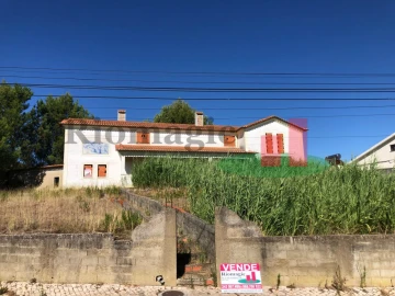 Moradia T7 para Venda em Vila Verde dos Francos