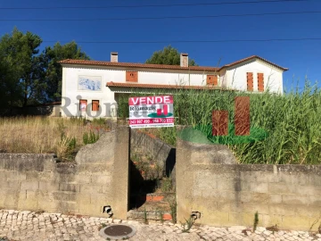 Moradia T7 para Venda em Vila Verde dos Francos