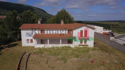 Moradia T7 para Venda em Vila Verde dos Francos