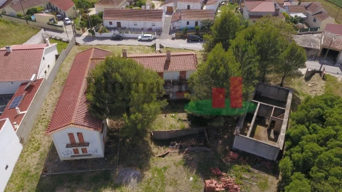 Moradia T7 para Venda em Vila Verde dos Francos