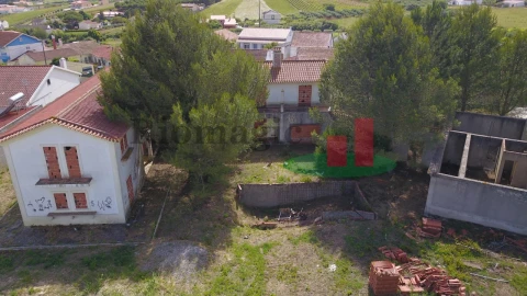 Moradia T7 para Venda em Vila Verde dos Francos