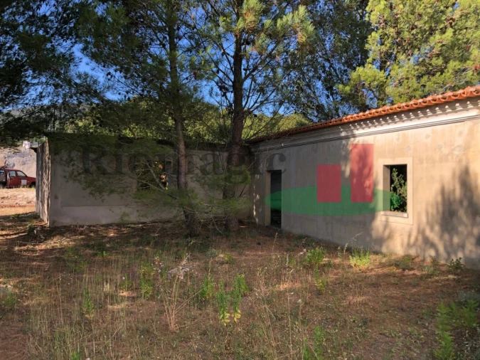 Moradia T7 para Venda em Vila Verde dos Francos Foto 12