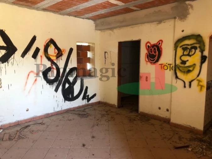 Moradia T7 para Venda em Vila Verde dos Francos Foto 13