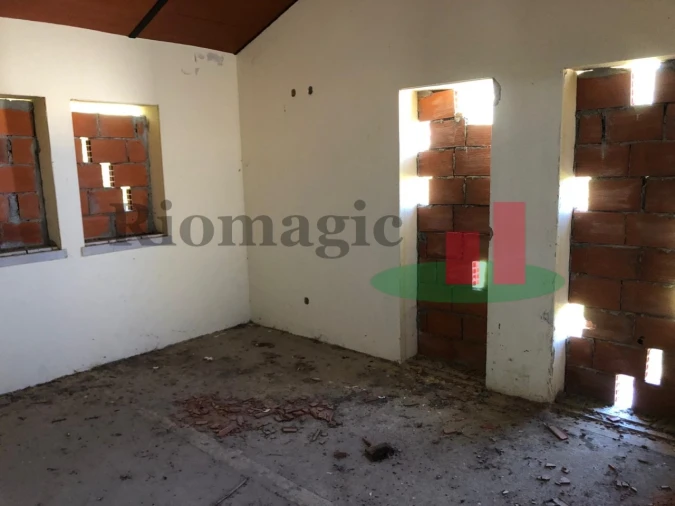 Moradia T7 para Venda em Vila Verde dos Francos Foto 16