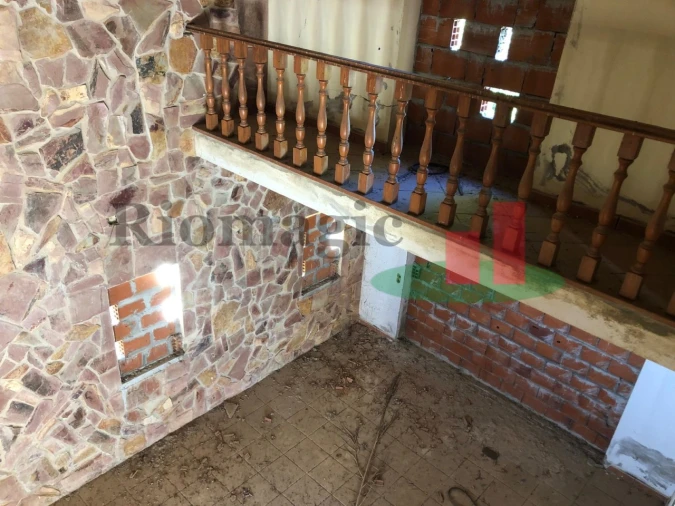 Moradia T7 para Venda em Vila Verde dos Francos Foto 22