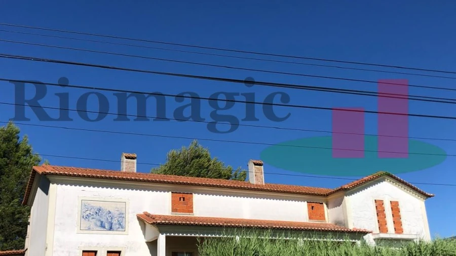 Moradia T7 para Venda em Vila Verde dos Francos