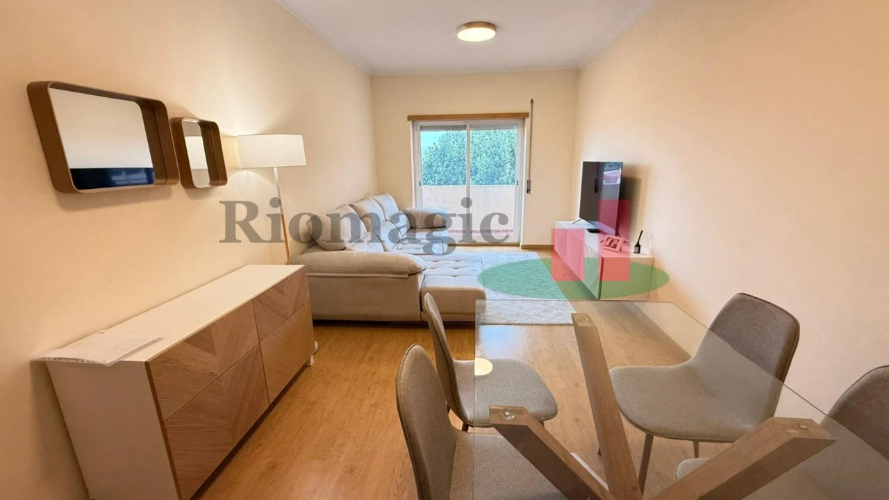 Apartamento T4 para Venda em Rio Maior Foto 1