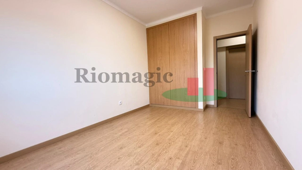 Apartamento T4 para Venda em Rio Maior Foto 31
