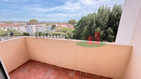 Apartamento T4 para Venda em Rio Maior