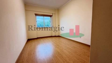 Apartamento T4 para Venda em Rio Maior