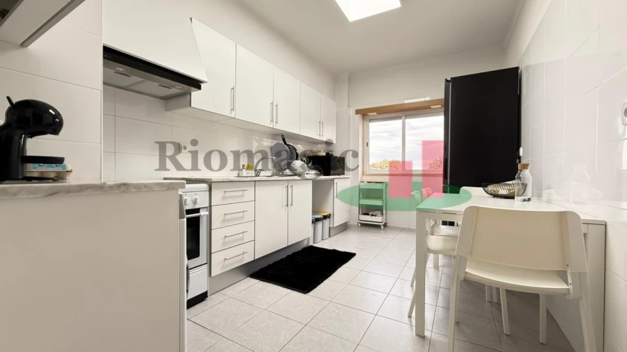 Apartamento T4 para Venda em Rio Maior Foto 7