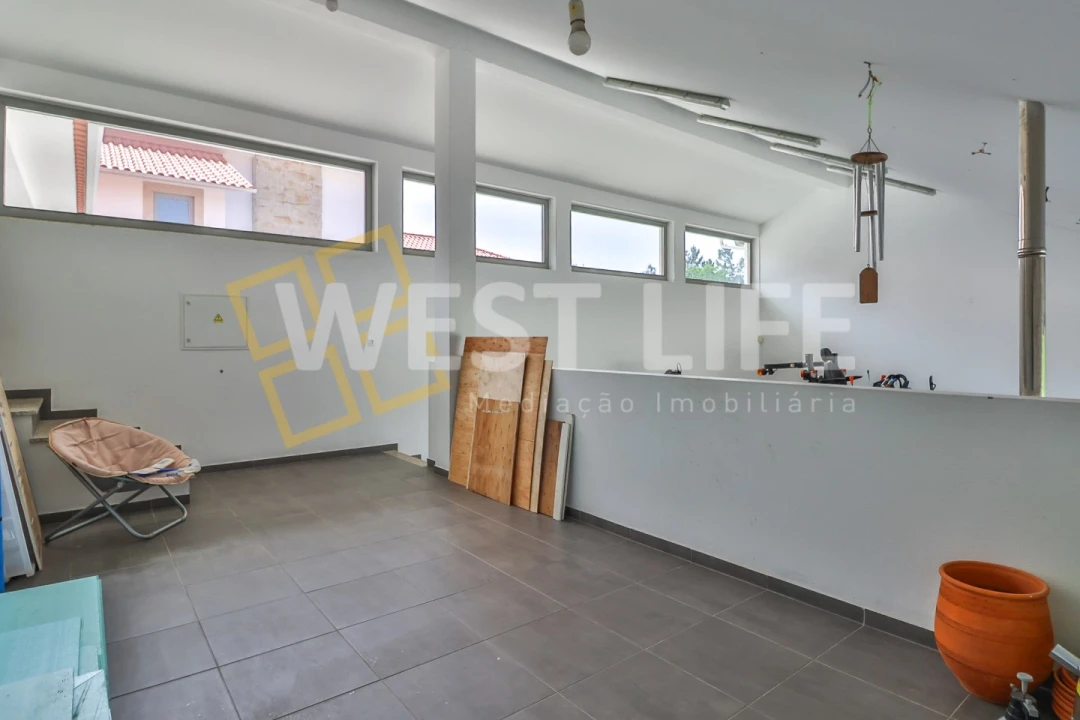 Moradia T5 para Venda em Santa Cruz da Trapa e São Cristóvão de Lafões Foto 47