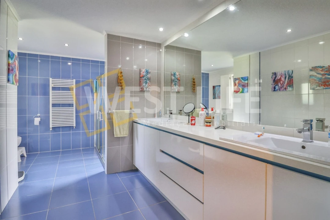 Moradia T5 para Venda em Santa Cruz da Trapa e São Cristóvão de Lafões Foto 29