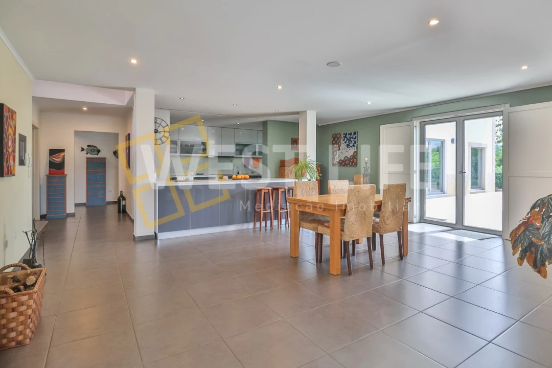 Moradia T5 para Venda em Santa Cruz da Trapa e São Cristóvão de Lafões Foto 32