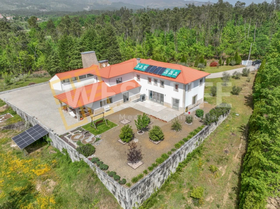 Moradia T5 para Venda em Santa Cruz da Trapa e São Cristóvão de Lafões Foto 48