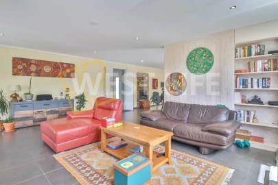 Moradia T5 para Venda em Santa Cruz da Trapa e São Cristóvão de Lafões