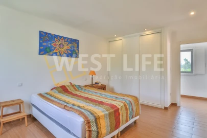 Moradia T5 para Venda em Santa Cruz da Trapa e São Cristóvão de Lafões