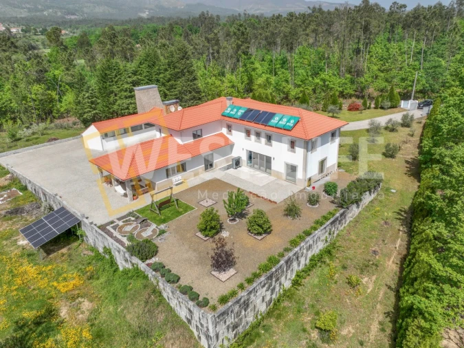 Moradia T5 para Venda em Santa Cruz da Trapa e São Cristóvão de Lafões Foto 48