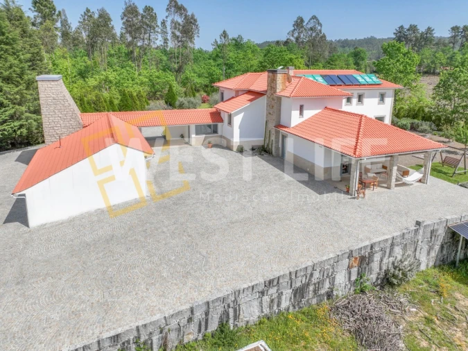 Moradia T5 para Venda em Santa Cruz da Trapa e São Cristóvão de Lafões Foto 53