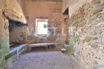 Moradia T10 para Venda em Vau