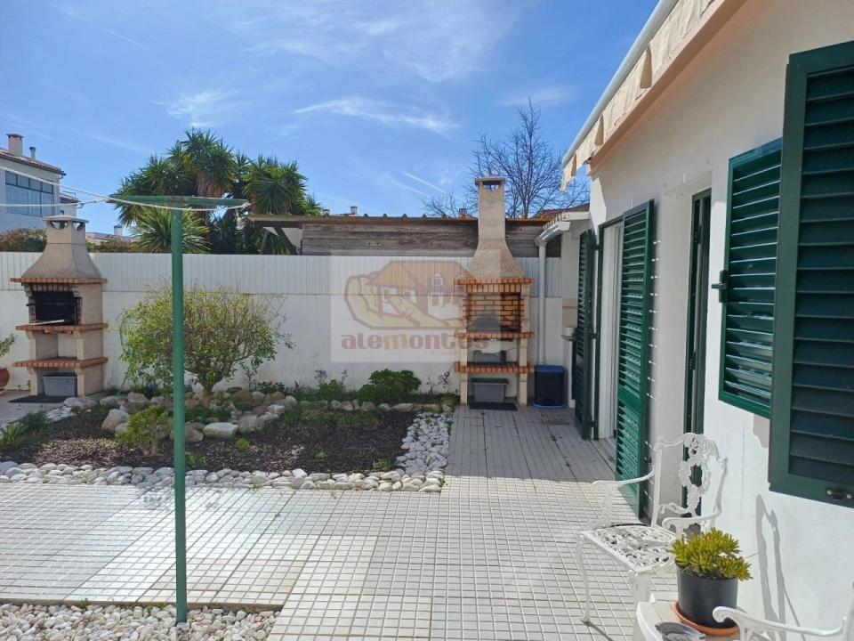 Moradia T5 para Venda em Carvalhal Foto 13