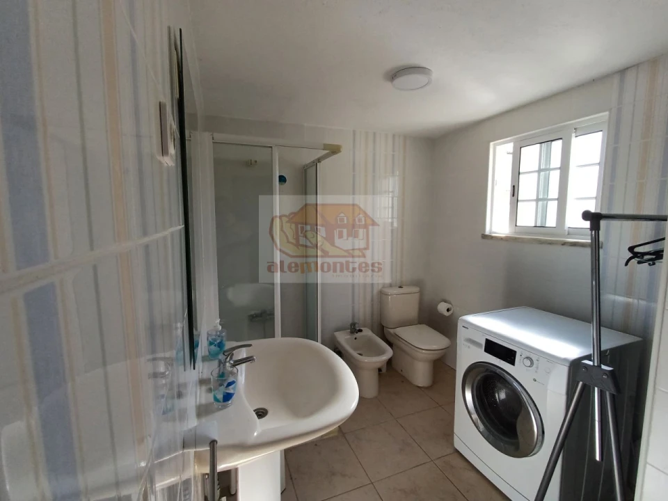 Moradia T5 para Venda em Carvalhal Foto 16