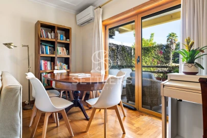 Apartamento T2 para Venda em Santa Maria e São Miguel, São Martinho, São Pedro Penaferrim