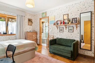 Apartamento T2 para Venda em Santa Maria e São Miguel, São Martinho, São Pedro Penaferrim