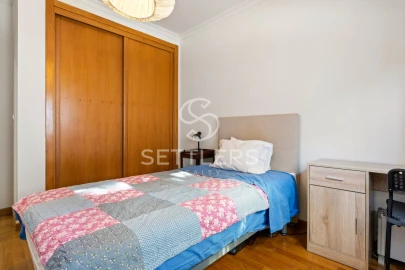 Apartamento T2 para Venda em Santa Maria e São Miguel, São Martinho, São Pedro Penaferrim