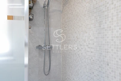 Apartamento T2 para Venda em Santa Maria e São Miguel, São Martinho, São Pedro Penaferrim