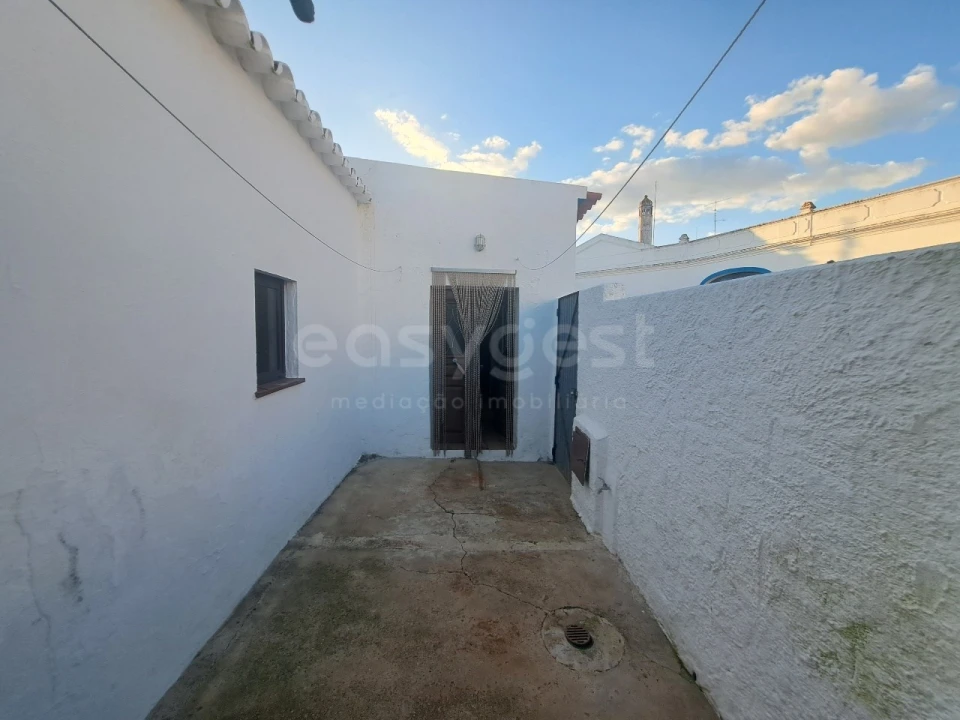 Moradia T2 para Venda em Santa Vitória e Mombeja Foto 17