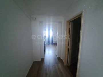 Moradia T2 para Venda em Santa Vitória e Mombeja